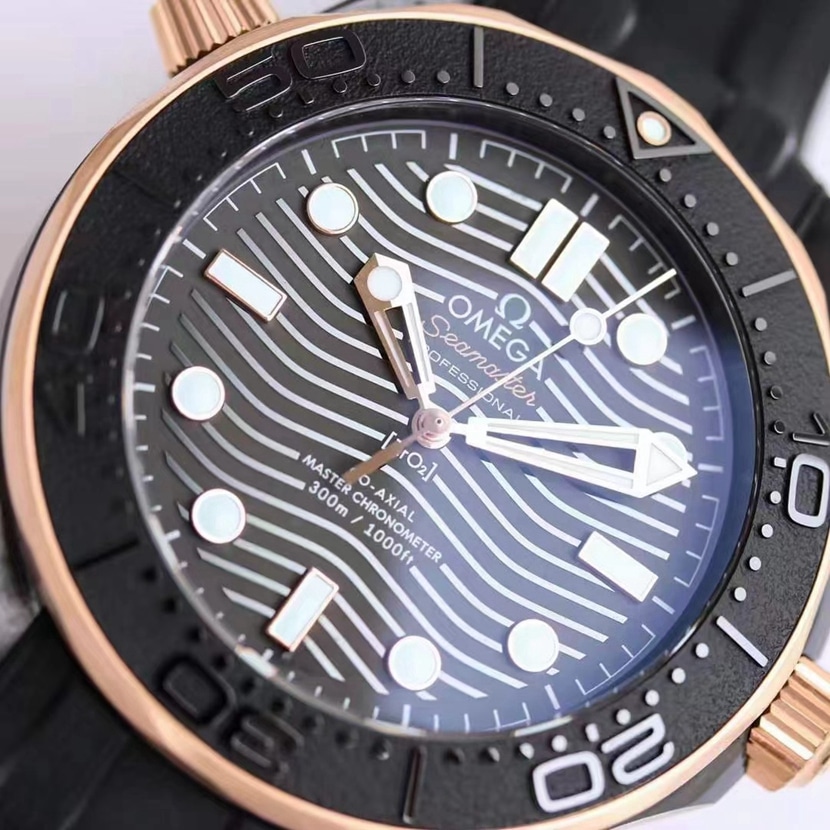 OM FactoryOmegaSeamaster300 black ceramictop-tier watch rose gold