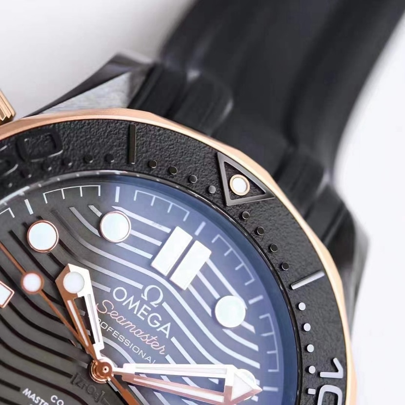 OM FactoryOmegaSeamaster300 black ceramictop-tier watch rose gold