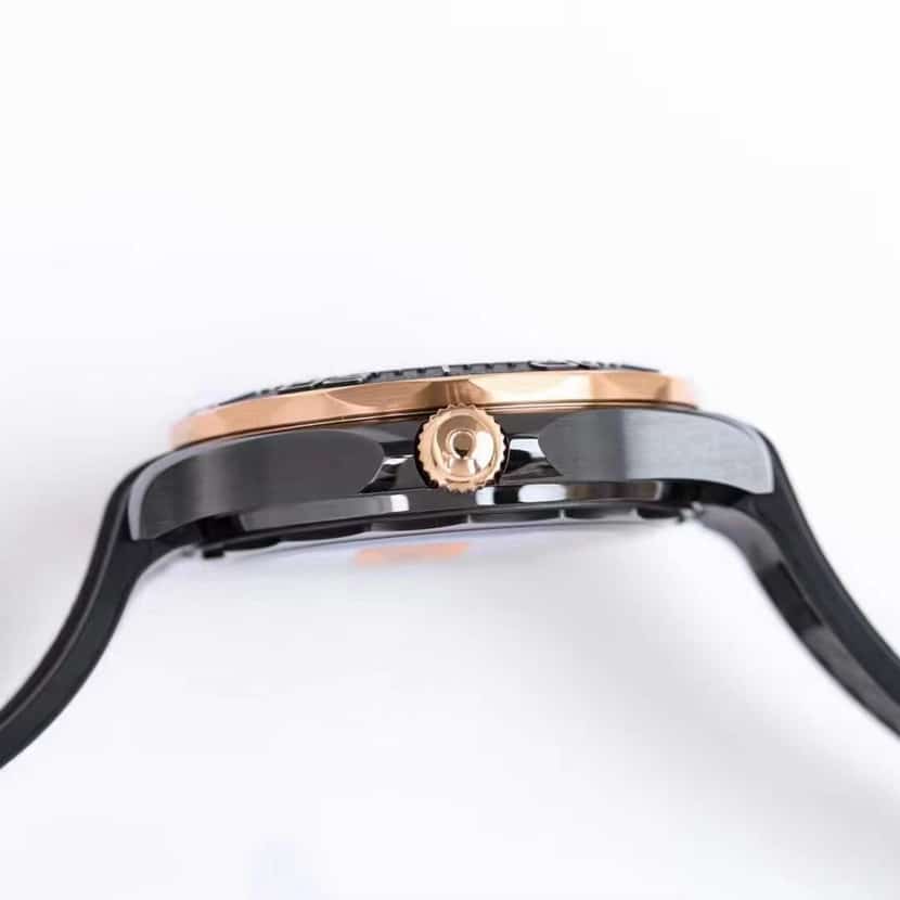 OM FactoryOmegaSeamaster300 black ceramictop-tier watch rose gold thickness
