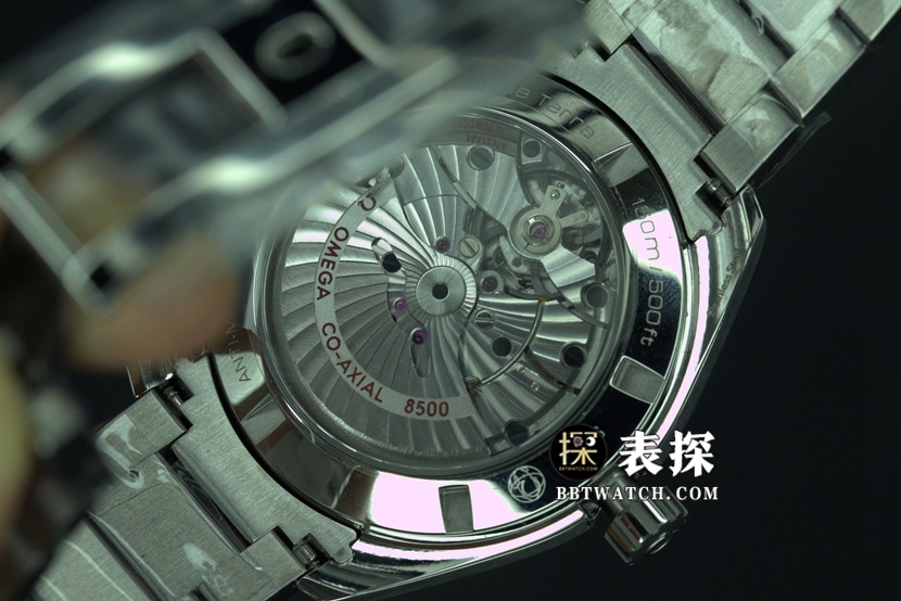 VS FactoryOmegaSeamastersuper watch black dial silver needle steel bracelet model picture and price caseback live photo