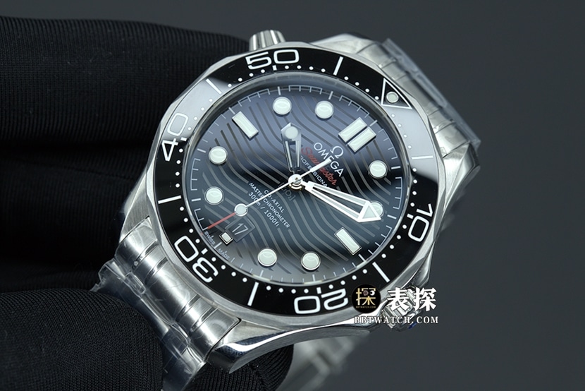 VS FactoryOmegaSeamaster 300m watch men's black dialsteel bracelet picture and price front live photo