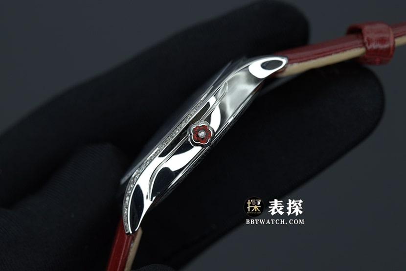Omega Diefei top-tier high-quality watch women's red dial bracelet model pictures and prices side live photo