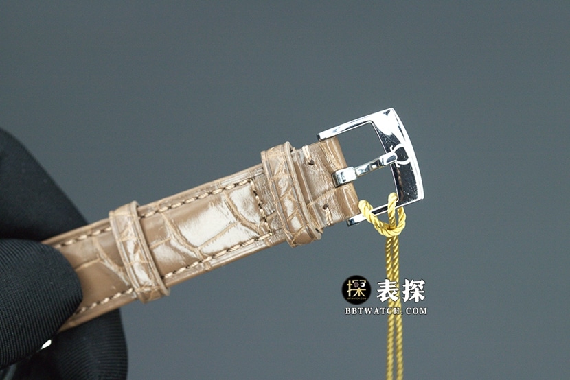 UVS FactoryOmega De Ville 424.10.33.20.52.001top-tier 1:1high-quality watch ladies white dialleather strap model pictures and prices braceletlive photos