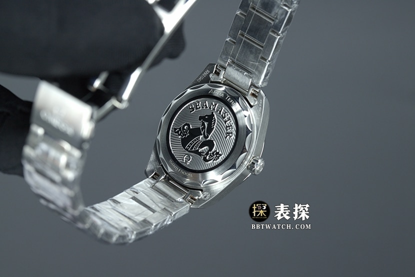 OmegaSeamaster1:1super watch ladies black dial silver needle steel bracelet model pictures and prices caseback live photo