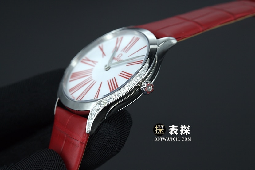 Omega Diefei top-tier watch women's white dialleather strap model pictures and prices side live photo