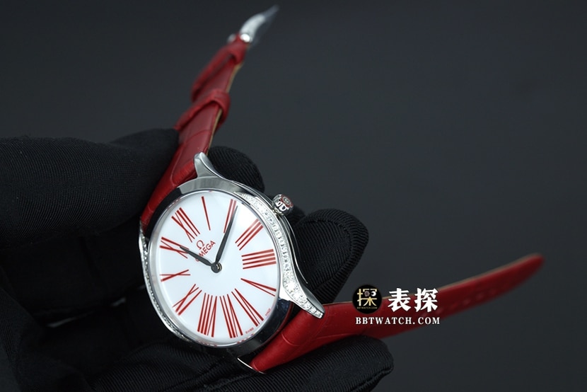 Omega Diefei top-tier watch ladies white dialleather strap model pictures and prices overall live photos