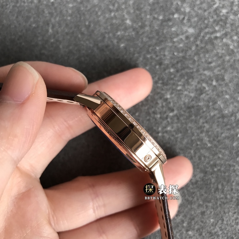 ZF FactoryJaeger-LeCoultre date top-tier watch women's silver dialmoon phaseleather strap model pictures and prices side live photo