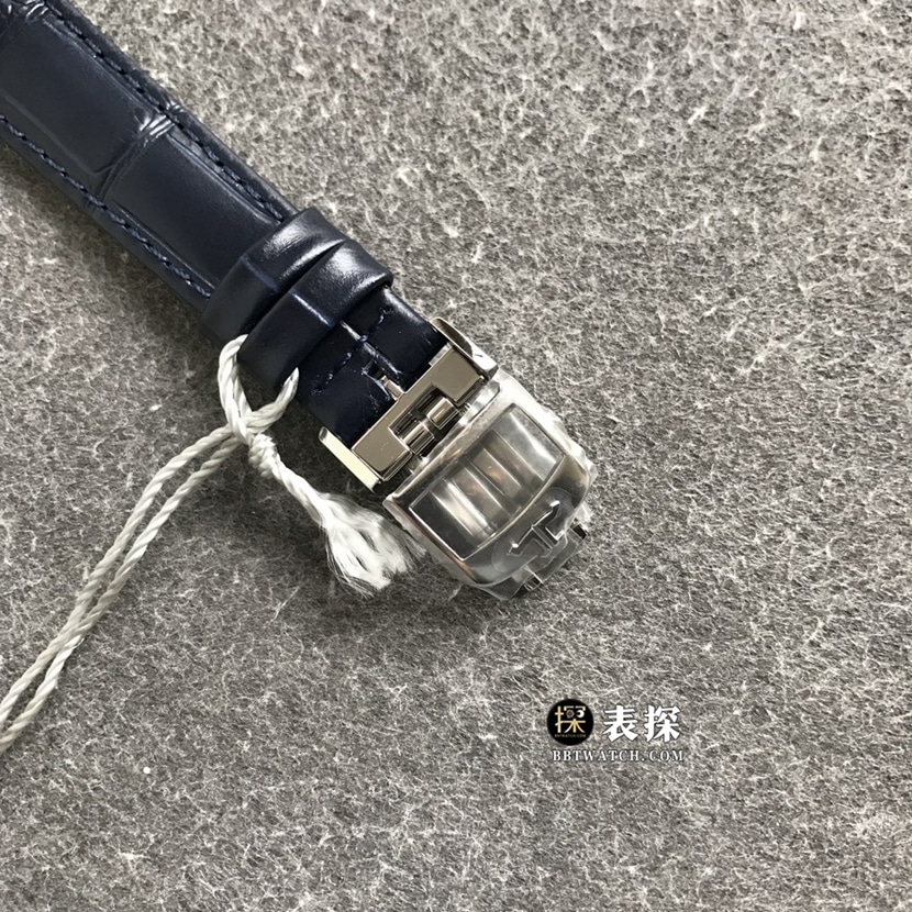 ZF FactoryJaeger-LeCoultre dating watch women's silver dialmoon phaseleather strap model pictures and prices clasplive photos