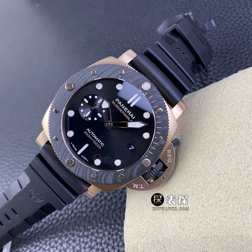 SBF factory Panerai sneak PAM01070 top-tier watch men's black dial rubber model pictures and prices front live photo
