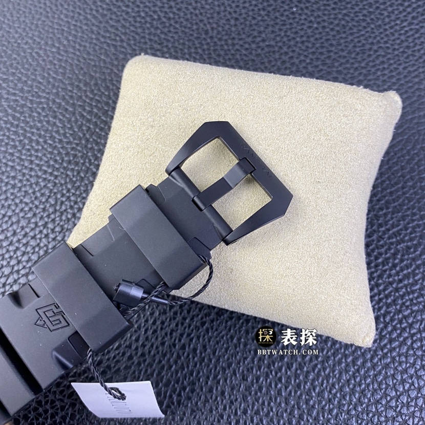 SBF factory Panerai sneak PAM01070 top-tier watch men's black dial rubber model pictures and prices clasplive photos