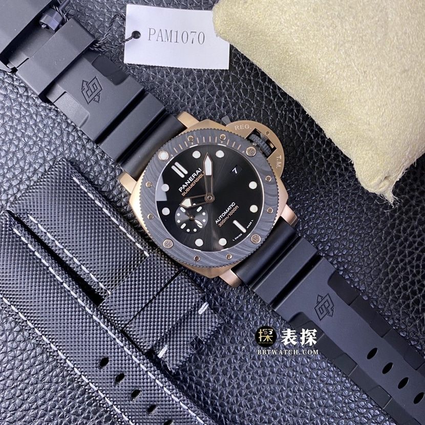 SBF factory Panerai sneak PAM01070 top-tier watch men's black dial rubber model pictures and prices front live photo