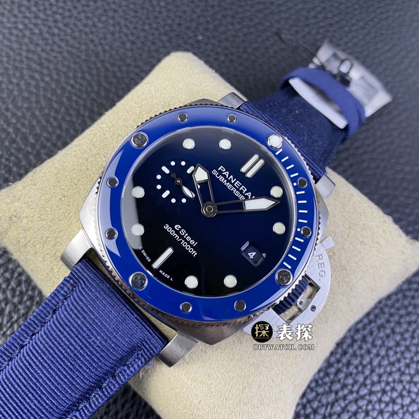 SBF Factory Panerai Submersible PAM01289 Super A Watch Men's Dark Blue Dial Leather Strap Style - Front Real Shot Pictures and Price