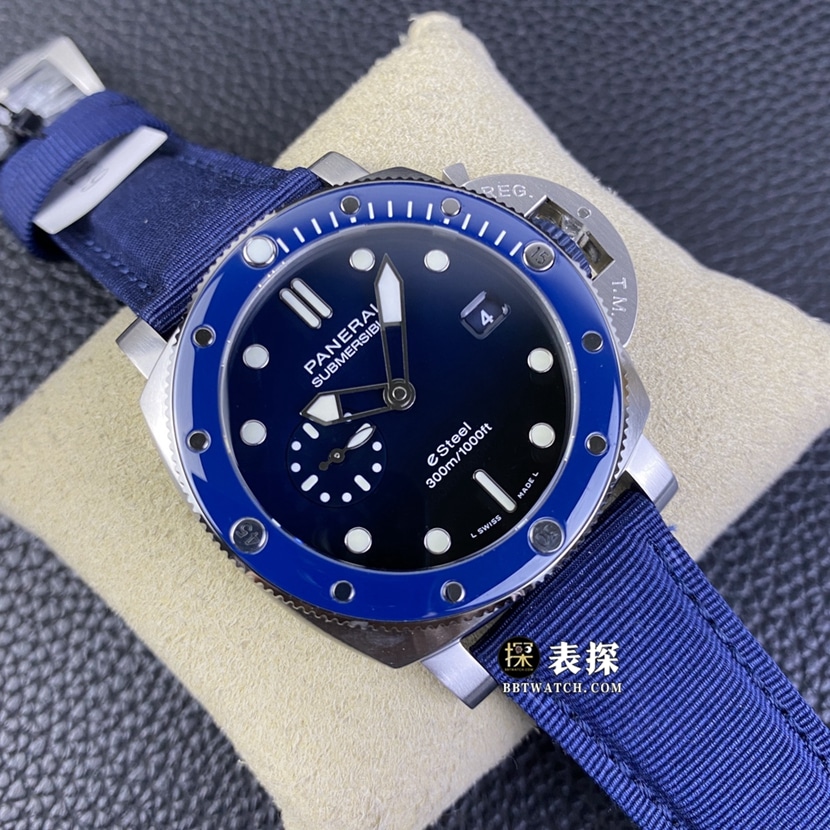 SBF Factory Panerai Submersible PAM01289 Super A Watch Men's Dark Blue Dial Leather Strap Style - Front Real Shot Pictures and Price