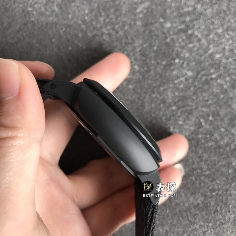 VS FactoryPaneraiPam1176top-tier 1:1high-quality watch men's black dialleather strap model pictures and prices side live photo