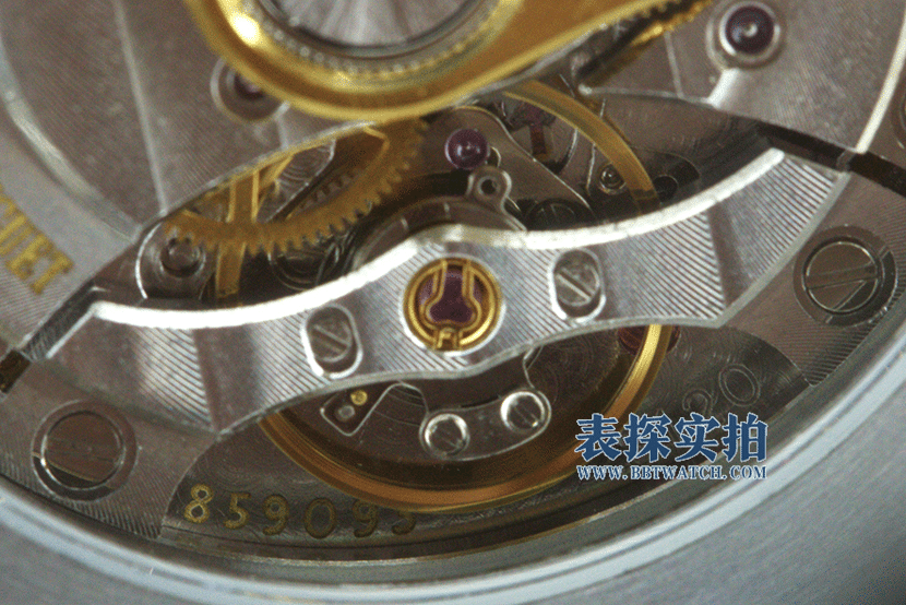 APSAudemars Piguettop-tier table Royal Oak15400 one movement3120