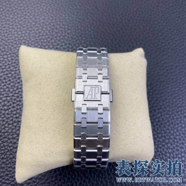 APSAudemars PiguetRoyal Oaktop-tiersuper clone26574 series watch_How much does it cost_Pictures_How is the workmanship clasp