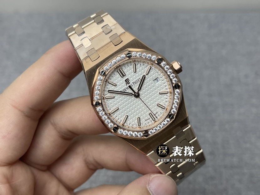 8F factory Audemars PiguetRoyal Oak77351top-tier 1:1high-quality watch ladies silver dialsteel bracelet model pictures and prices front live photo