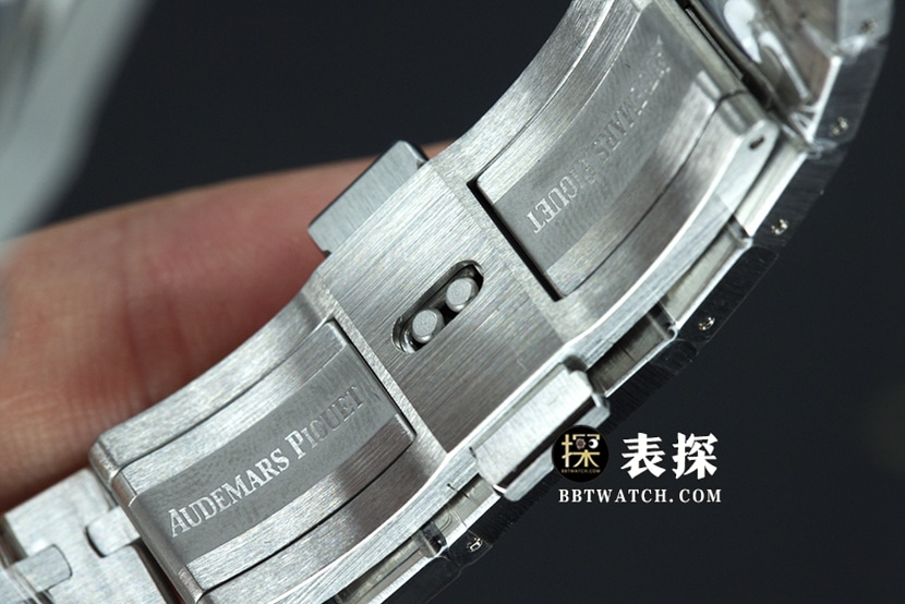 APS factory Audemars PiguetRoyal Oaktop-tier 1:1super watch men's white dialsteel bracelet pictures and prices clasplive photos