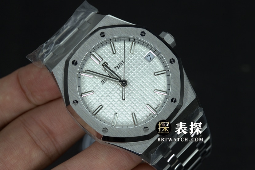 ZF factory Audemars Piguet Royal Oak 15500V2 top collectible watches men's white disk steel strap models pictures and price front real picture