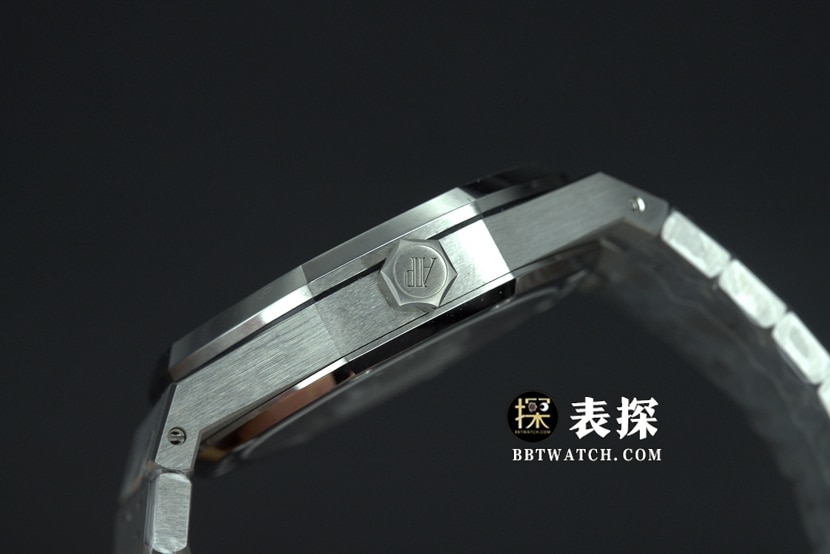 ZF Factory Audemars Piguet Royal Oak 50th Anniversary 15510 Top Watch Men's Green Dial Steel Band Model Pictures and Price Side Real Shot