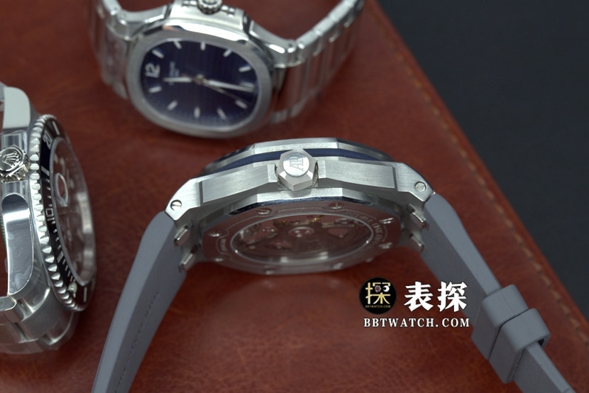 APF factory Audemars PiguetRoyal Oak offshore type 157201:1top-tier watch men's black dial rubber model pictures and prices side live photo