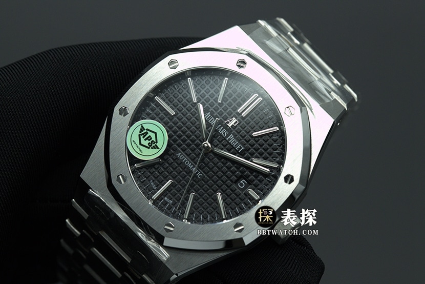 APS factory Audemars Piguet men's Royal Oak series watch black dialsteel bracelet model 15400ST.OO.1220ST.01front live photo