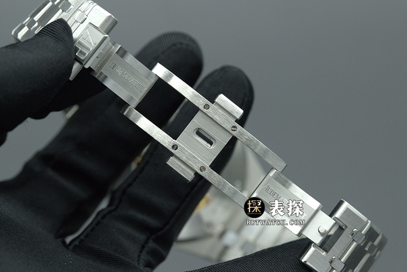 APS factory Audemars Piguet men's Royal Oak series watch black dialsteel bracelet model 15400ST.OO.1220ST.01clasplive photos