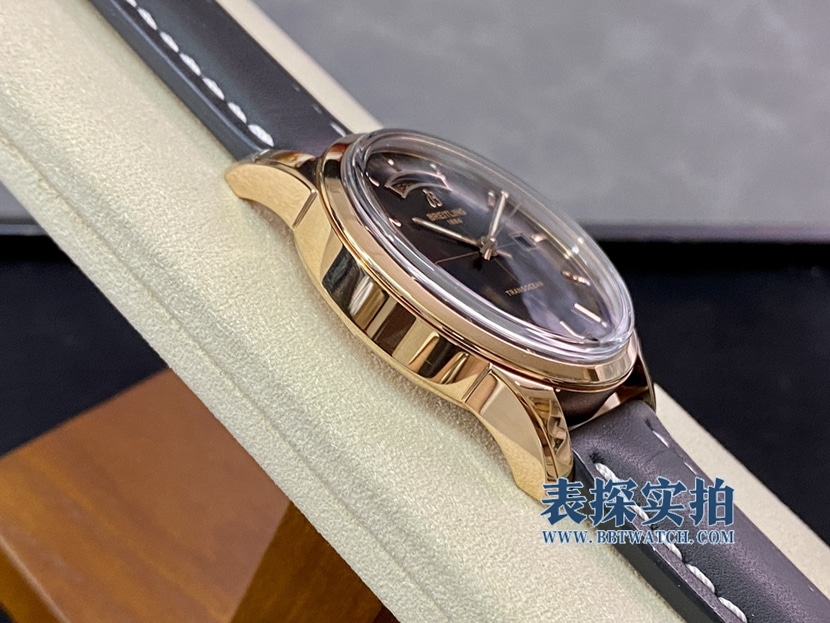 Breitling Transoceanic First Class Watch Thickness