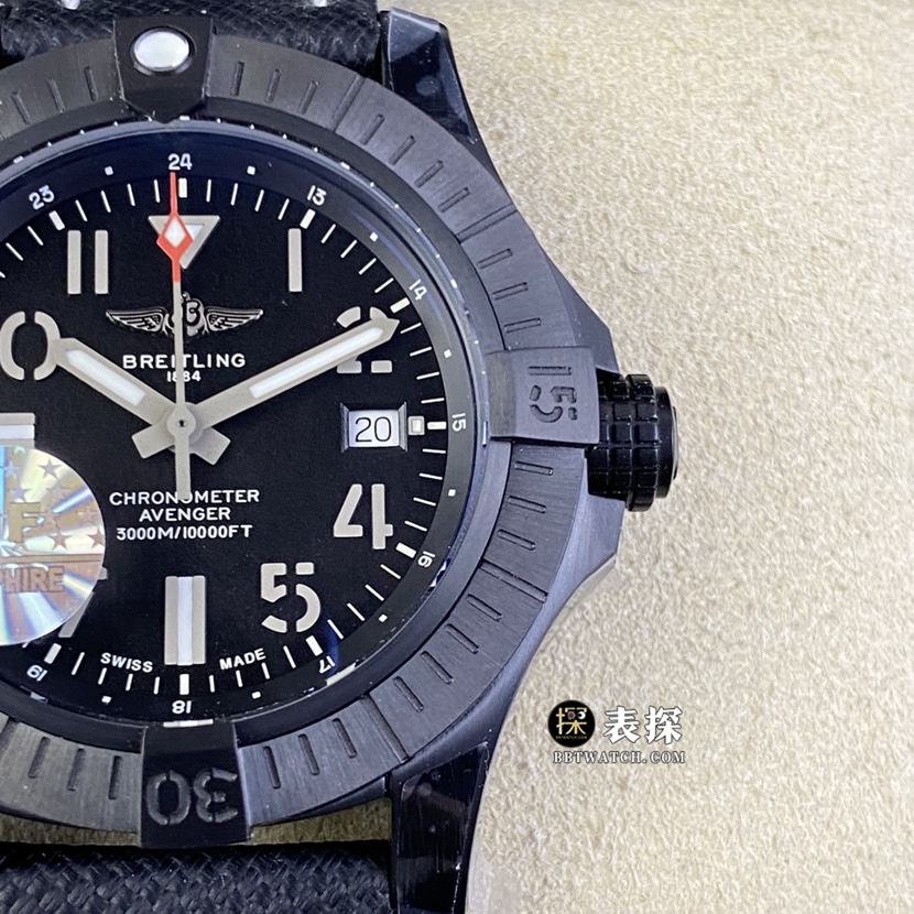 GF FactoryBreitling Avengers 1:1super watch men's black dialleather strap model pictures and prices front live photo