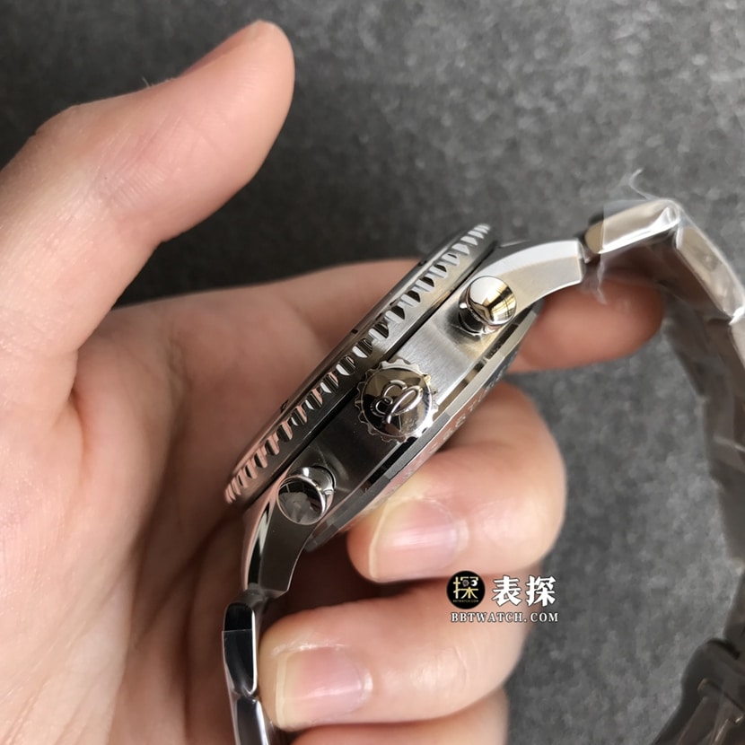BL factory Breitling Legend Aviation top-tier watch men's silver panda disc steel bracelet model pictures and prices side live photo