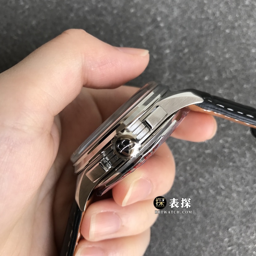 Breitling B01chronographtop-tier 1:1high-quality watch men's silver panda disk leather strap model pictures and prices side live photo