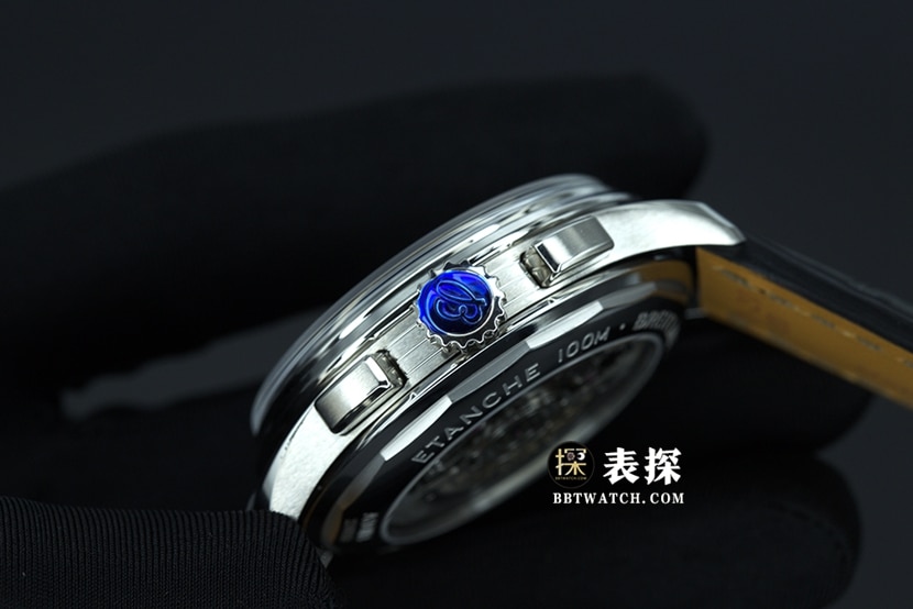 GF FactoryBreitling B01chronograph1:1super watch men's panda watch Daniel Wu's same leather strap model pictures and prices side live photo
