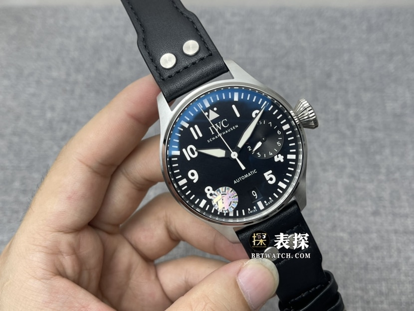 ZF FactoryIWC watch pilot top-tier 1:1super watch men's black dialleather strap model pictures and prices front live photo