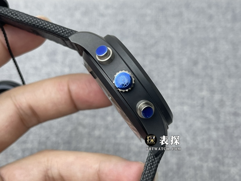 ZF FactoryIWC watch flight IW389001top-tier watch men's black dialleather strap model pictures and prices side live photo