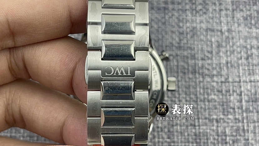V6S factory IWC watch Portugal top-tier watch men's silver and white panda plate steel bracelet model pictures and prices braceletlive photos