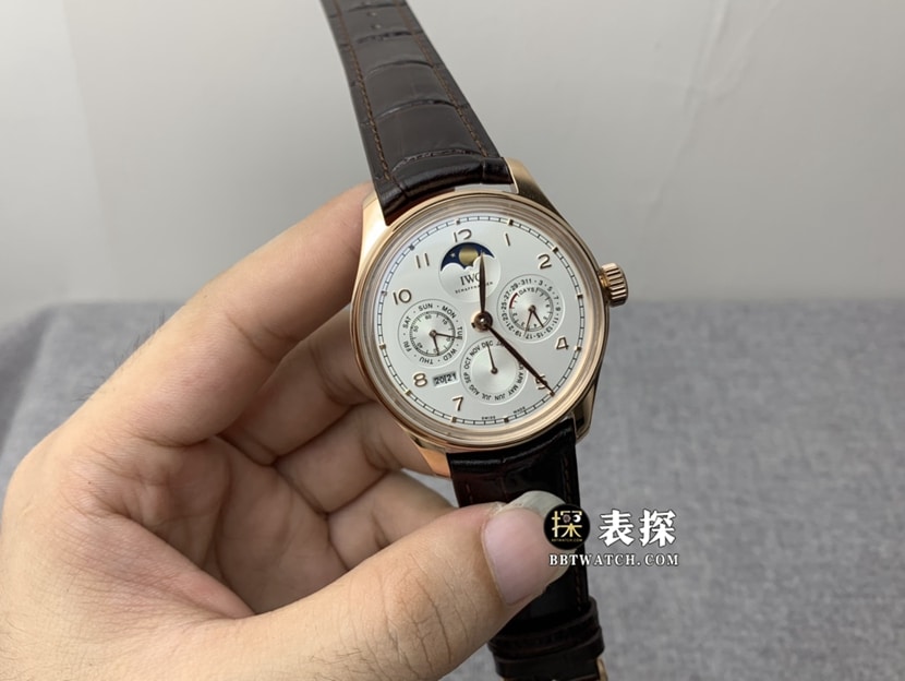 V9 FactoryIWC watch men's Portugal watch silver white dialleather strap model pictures and prices front live photo