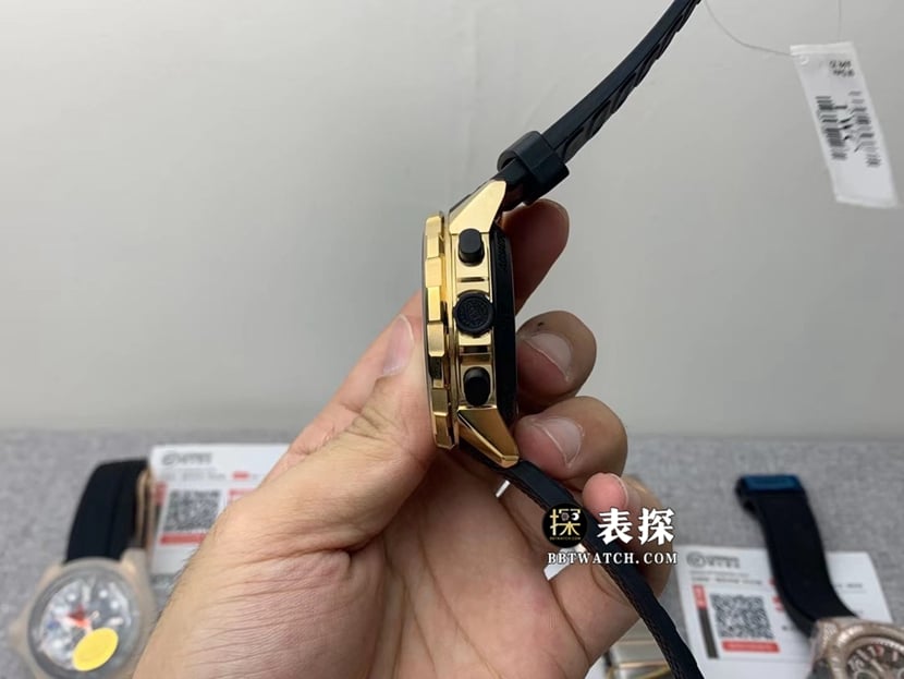 V6 factory IWC watch men's marine timepiece IW379503 black panda dial rubber model picture and price side live photo