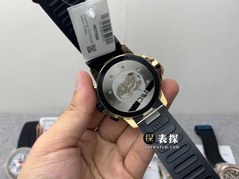 V6 Factory IWC Watch Men's Marine Timepiece IW379503 Black Panda Disc Rubber Model Pictures and Price caseback live photo