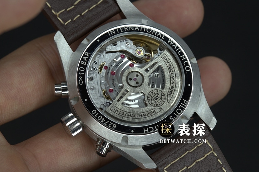 IWC pilot watch green dial white needle leather strap model pictures and price caseback live photo