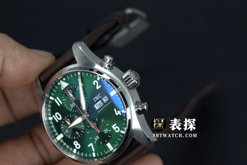 IWC pilot watch green dial white needle leather strap model pictures and prices overall live photos