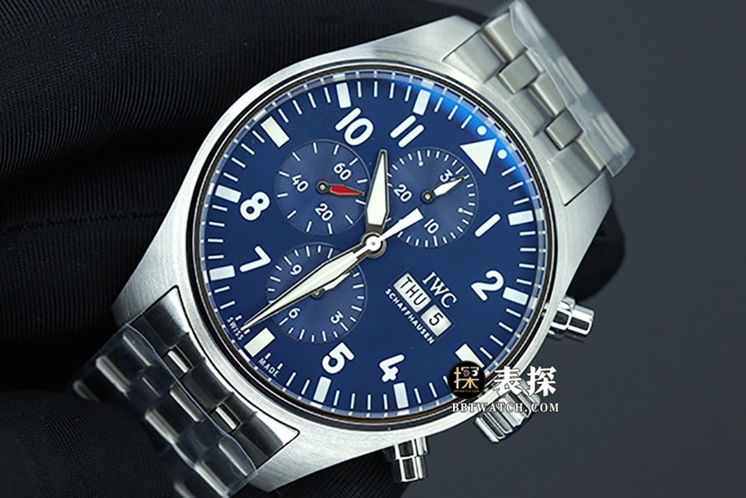 ZF factory Universal Pilot Chronograph IW377717 super A watches men's blue disk steel strap models pictures and price front real picture