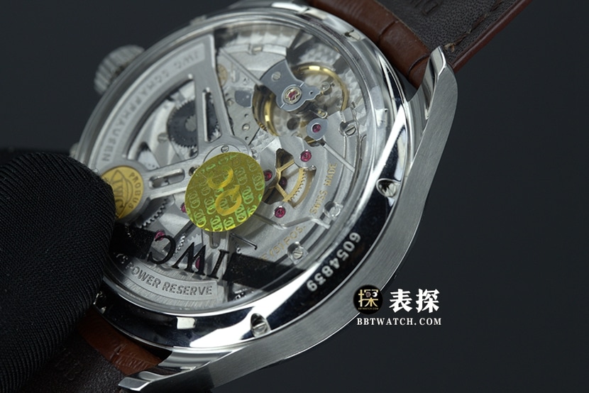 ZF FactoryIWC Portuguese watch men's annual calendar white dialleather strap model pictures and prices caseback live photo
