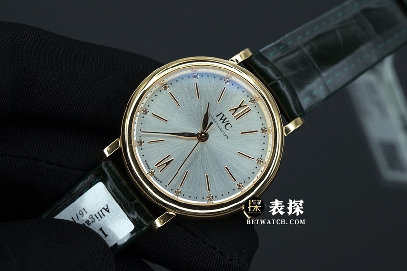 IWC Portofino top-tier watch ladies dial gold needle leather strap model pictures and prices front live photo