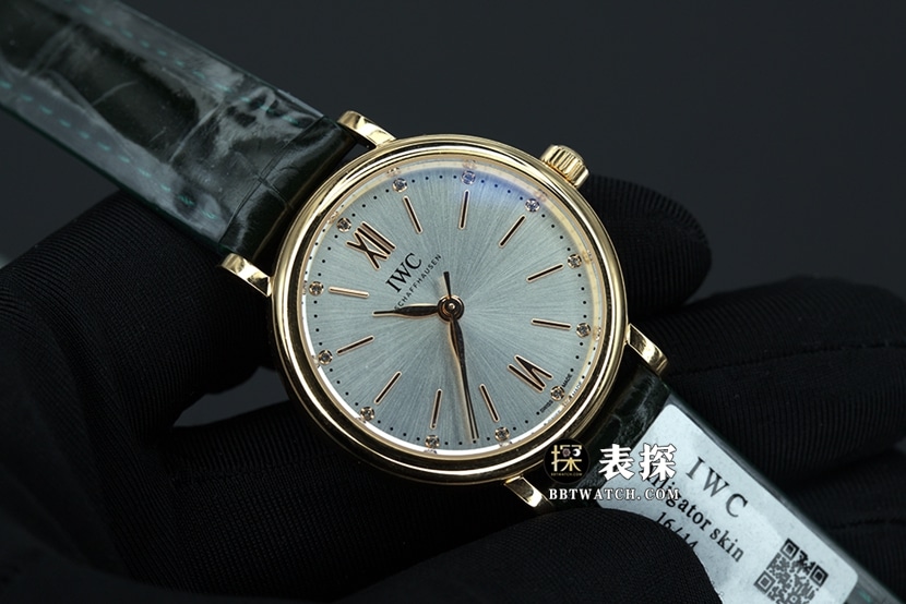 IWC Portofino top-tier watch ladies dial gold needle leather strap model pictures and prices front live photo