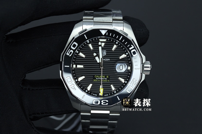 TAG Heuer Aquaracer top-tier watch men's black dialsteel bracelet pictures and prices front live photo