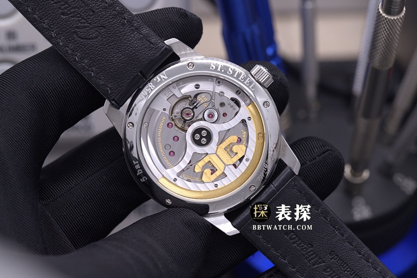 GL factory member Glashütte Original1:1replica watch white dialmoon phaseleather strap model 100-04-32-12-04caseback live photo