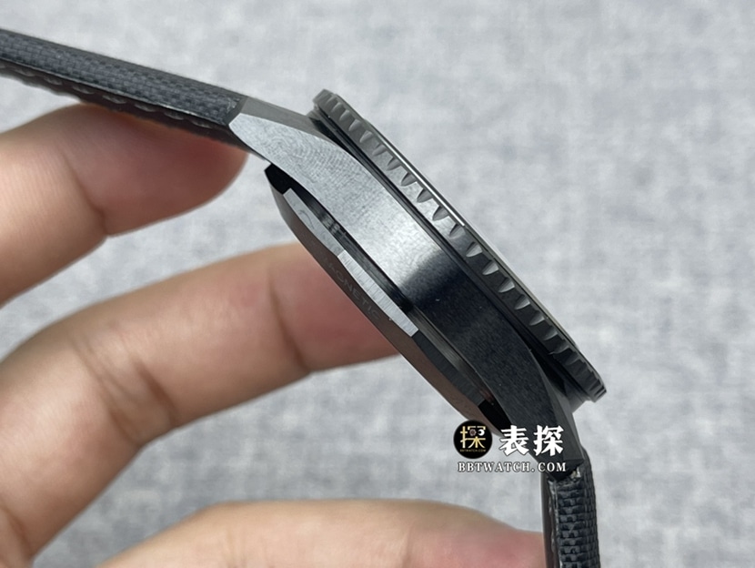 GF FactoryBlancpain Fifty Fathoms 5000top-tier 1:1super watch men's green dialleather strap picture and price side live photo