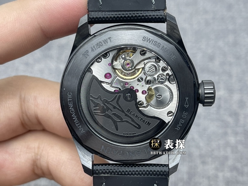 GF FactoryBlancpain Fifty Fathoms 5000top-tier 1:1super watch men's green dialleather strap picture and price caseback live photo