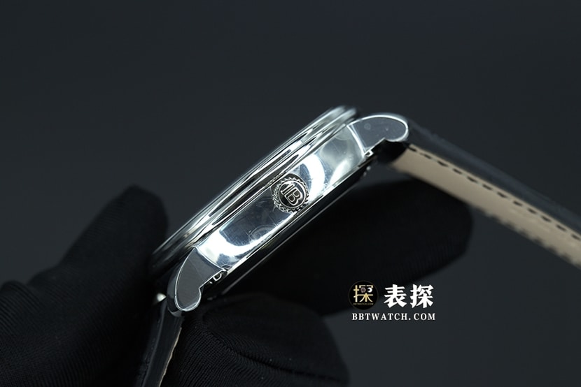 OM Factory Blancpain classic 66541:1super watch men's moon phasewhite dialleather strap model pictures and prices side live photo