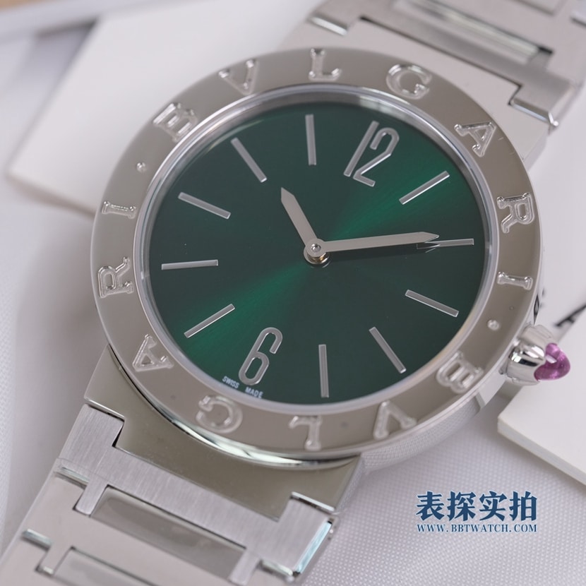top-tier replicaBvBvlgarigreen dial ladies quartz watch front